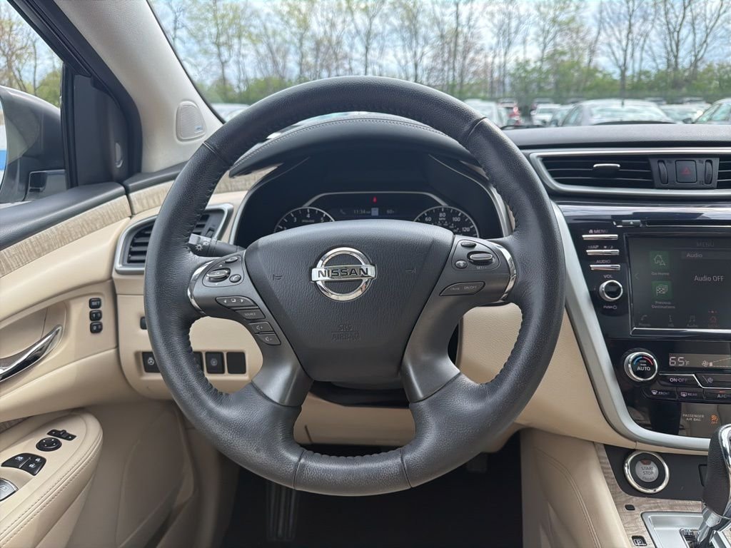 Used 2019 White Nissan SL image 13