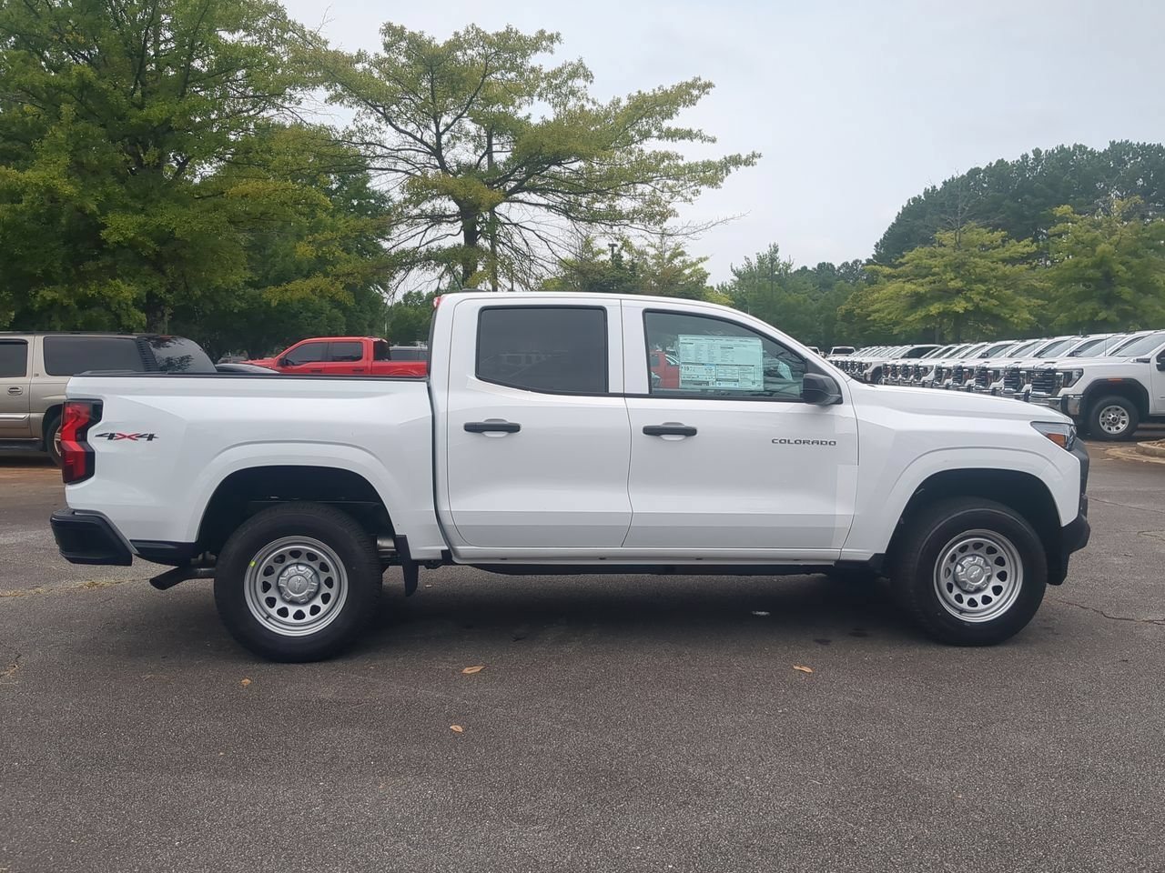 New 2026 Summit White Chevrolet Work Truck image 9