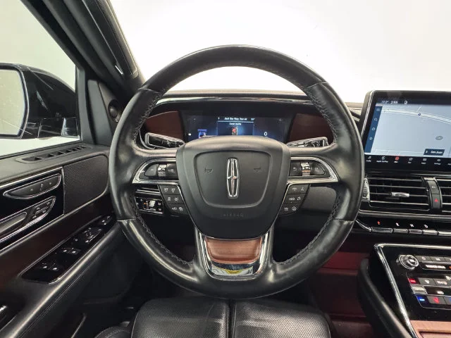 Used 2023 Starlight Gray Premium Colorant Lincoln Reserve image 23