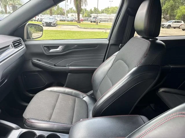 Certified Used 2025 Black Metallic Ford ST-Line image 26