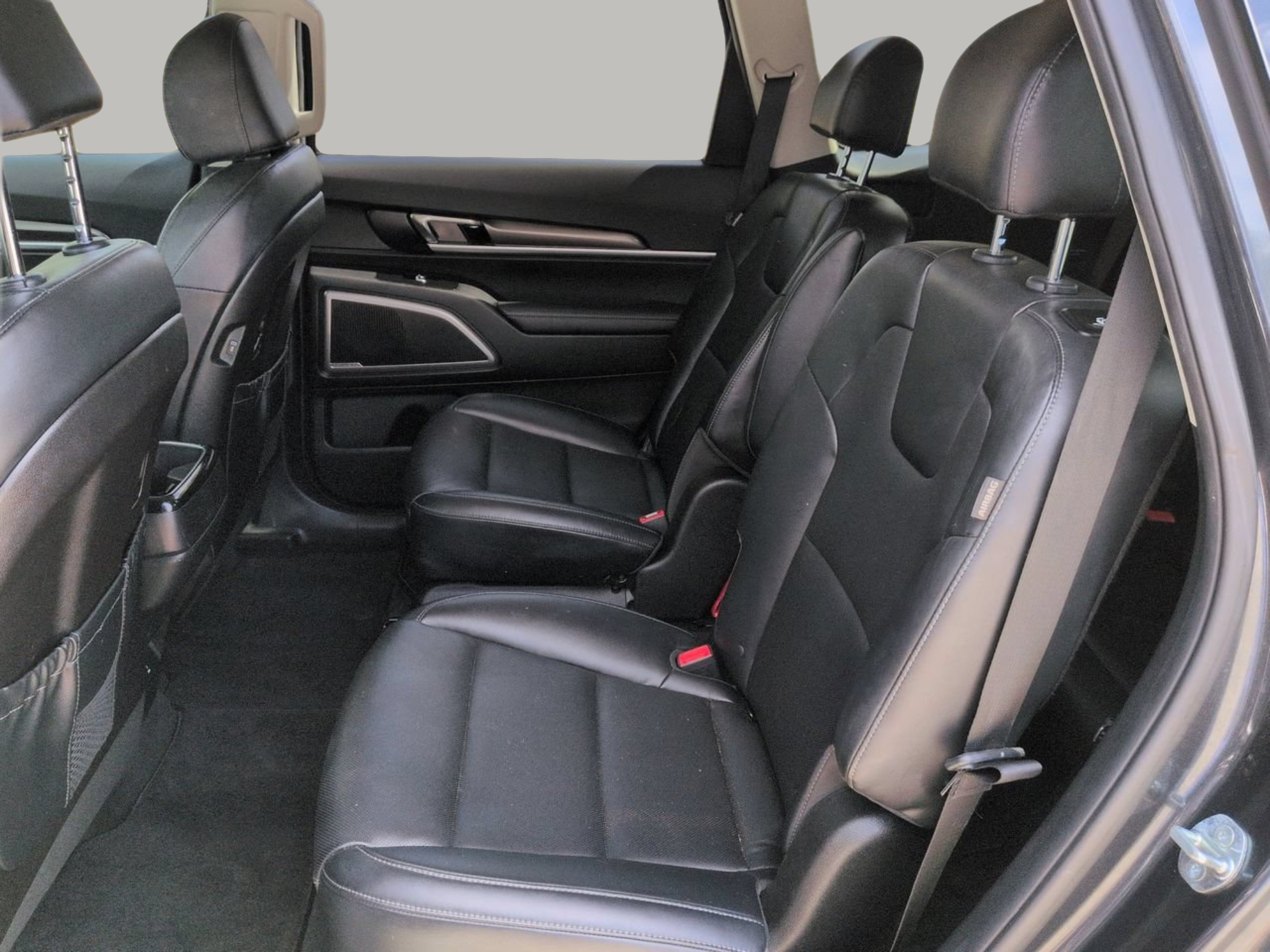 Used 2023 Gravity Gray Kia S image 18