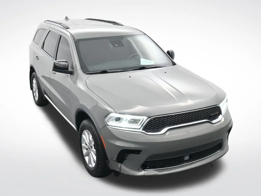 Used 2023 Gray Dodge SXT image 23