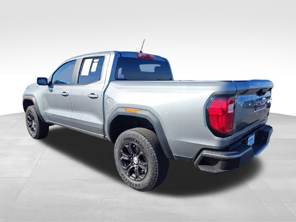 Used 2024 Silver GMC Elevation image 4