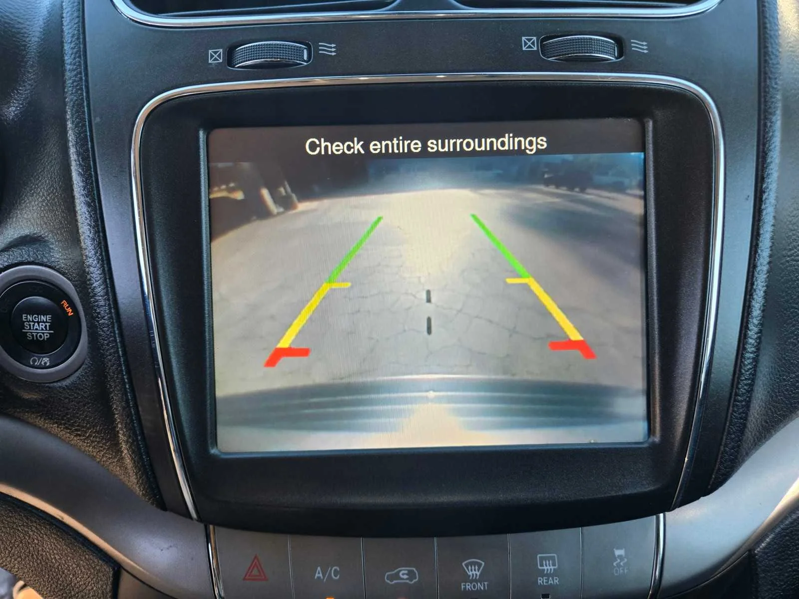 Used 2018  Dodge Crossroad image 11