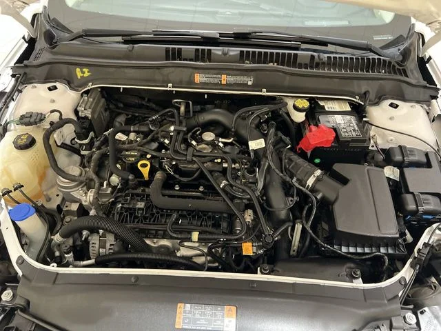 Certified Used 2020 White Ford SE image 24