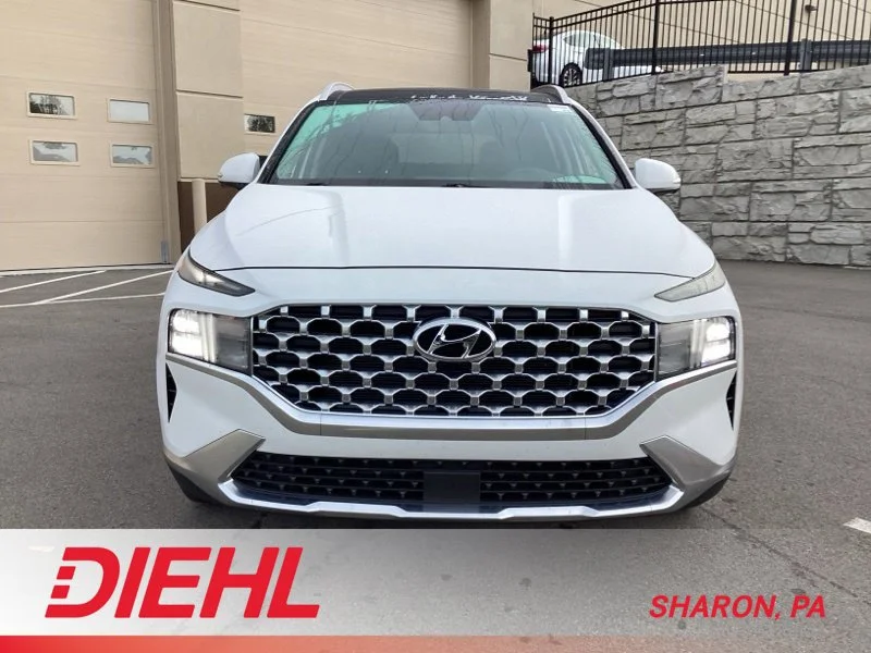Used 2023 White Hyundai SEL image 2