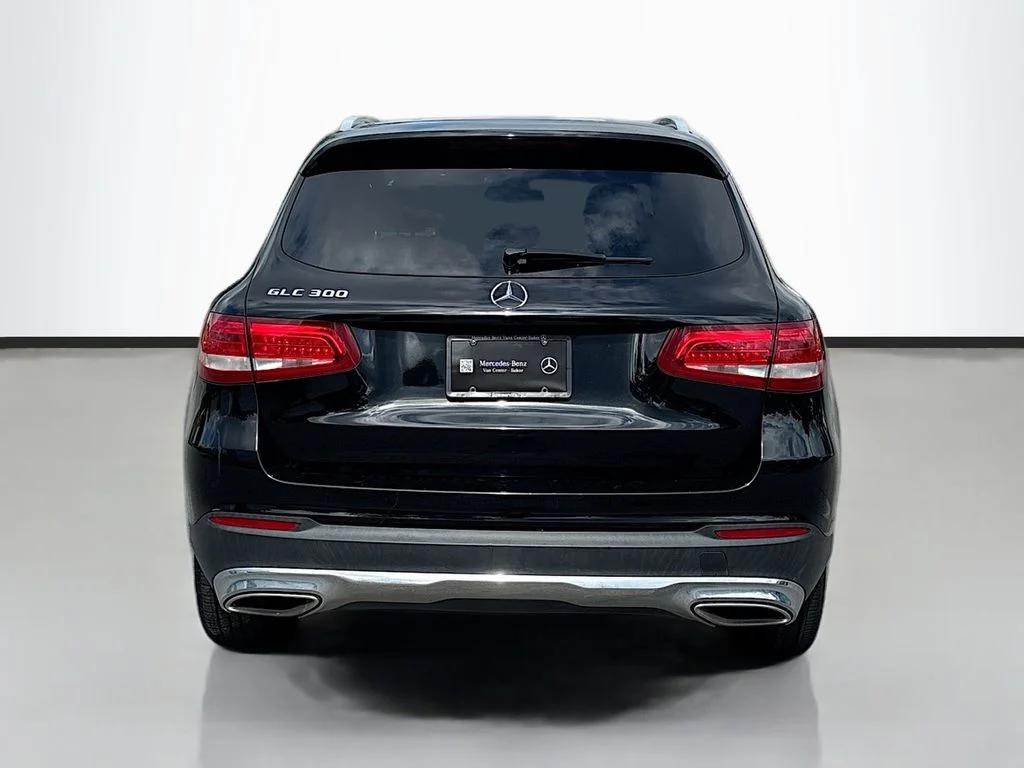 Used 2018 Black Mercedes-Benz GLC 300 image 4