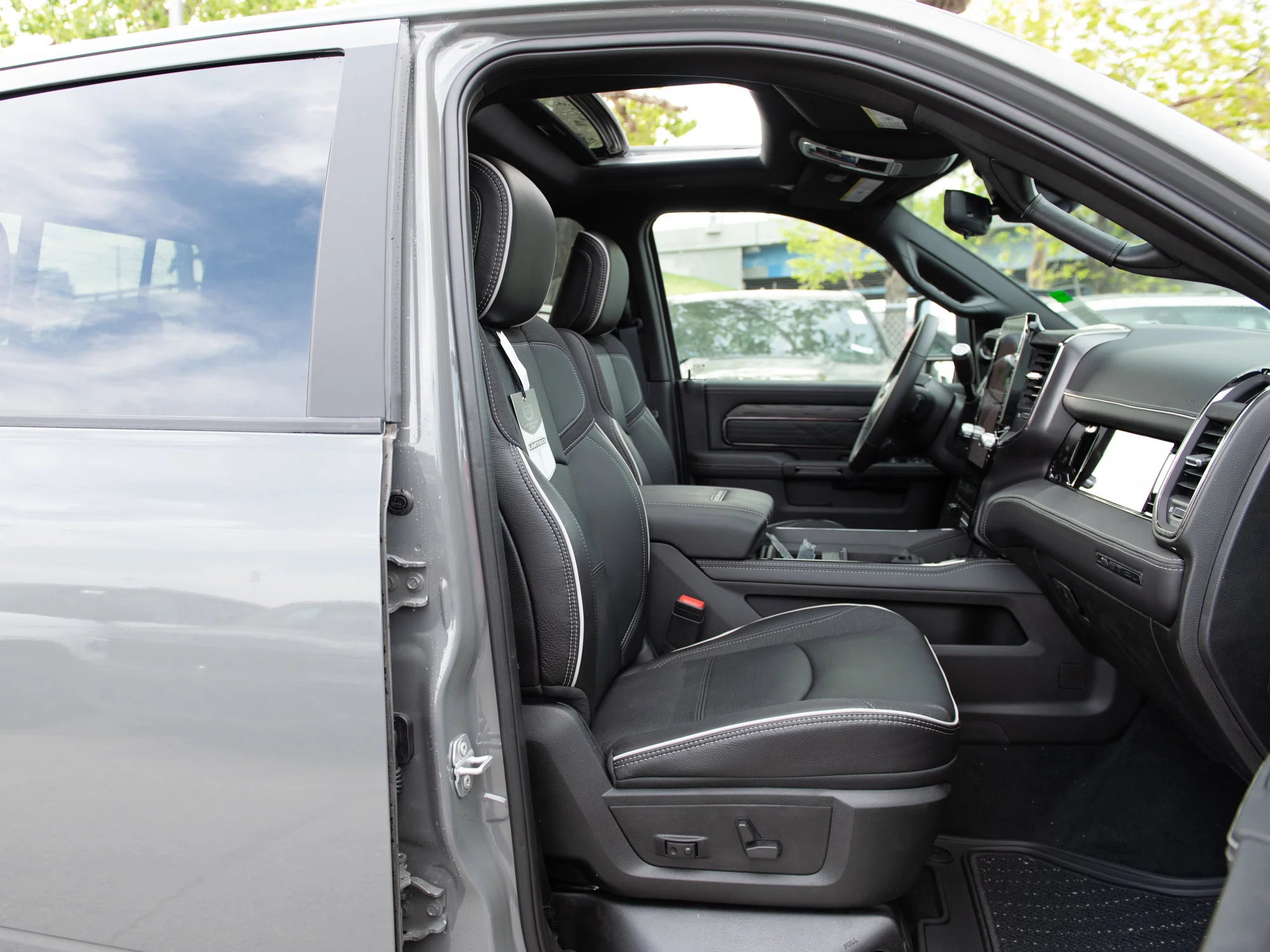 New 2026 Grey RAM Limited* image 29