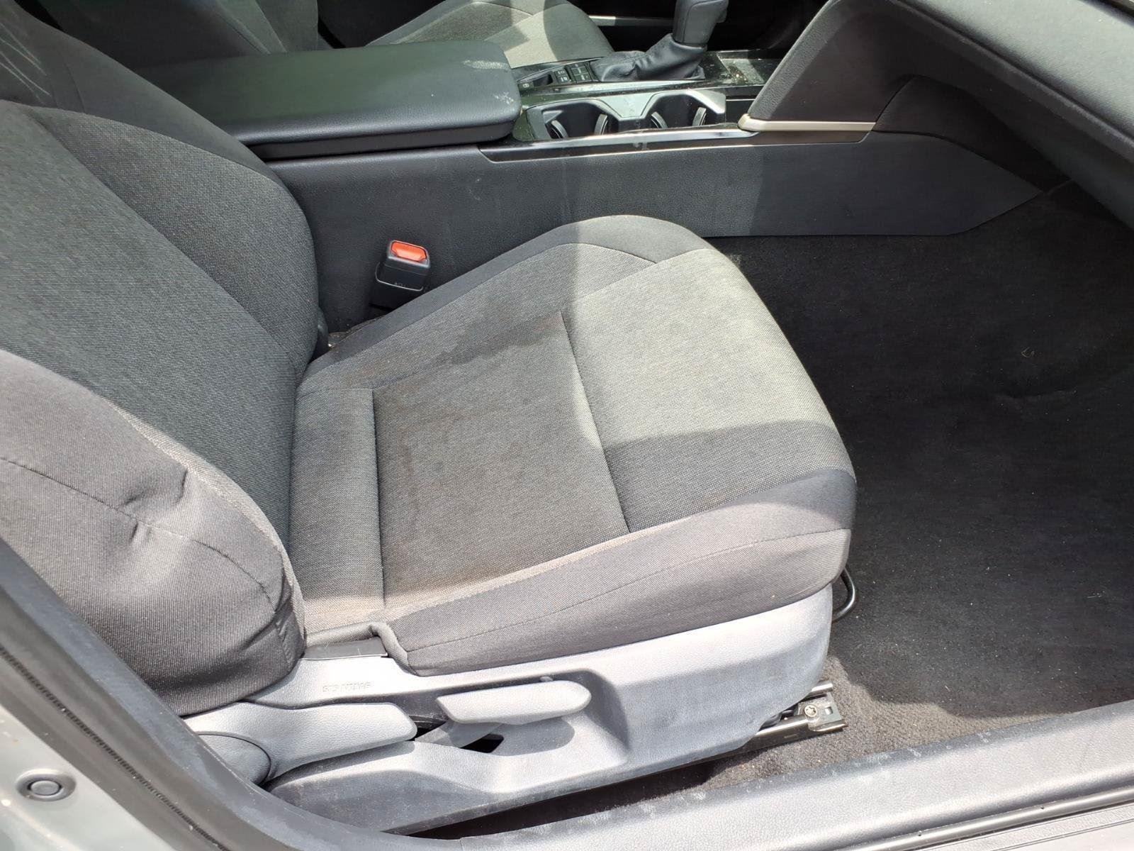 Used 2025  TOYOTA  image 24