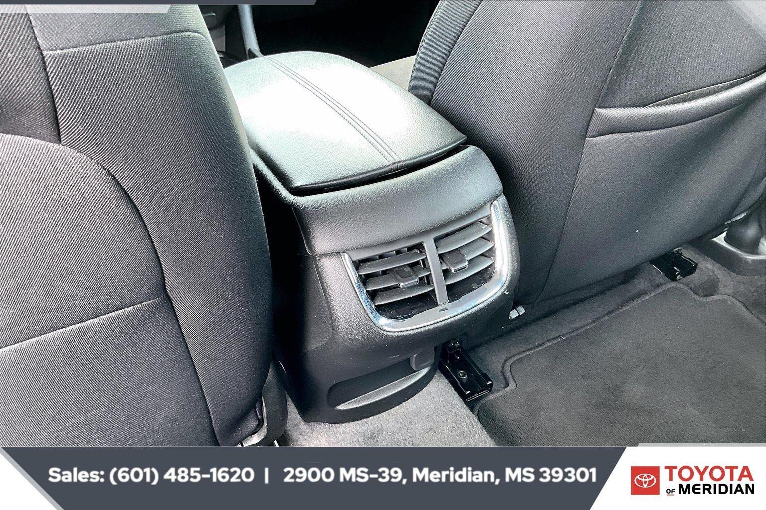 Used 2024 Sterling Gray Metallic Chevrolet LT image 24