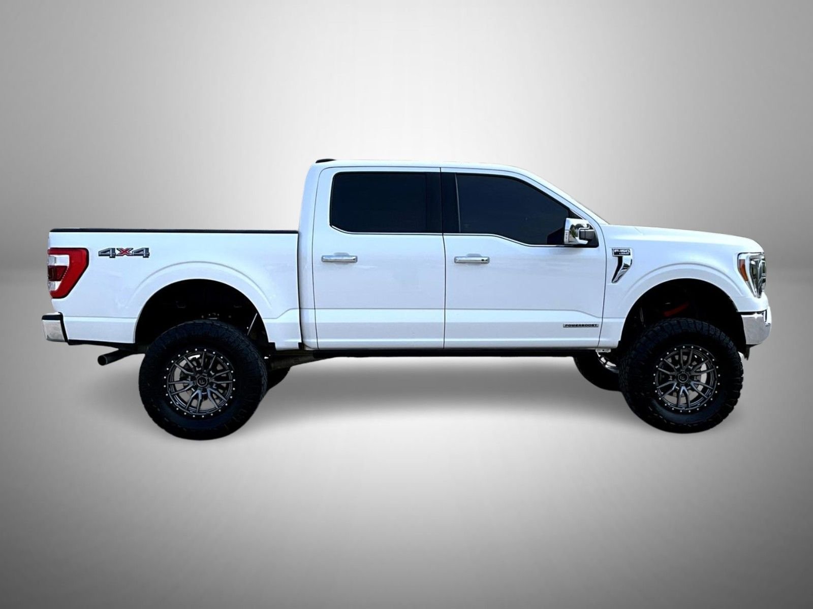 Used 2021 White Ford Lariat image 4