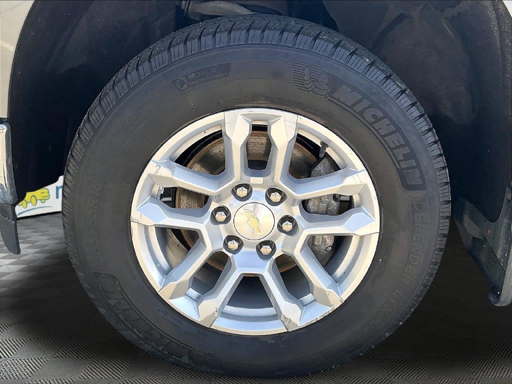 Used 2023 Sterling Gray Metallic Chevrolet LT image 7