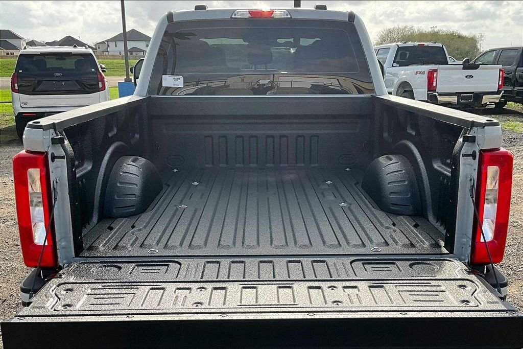 New 2026 Ford Super Duty F-250 XL 4D Crew Cab