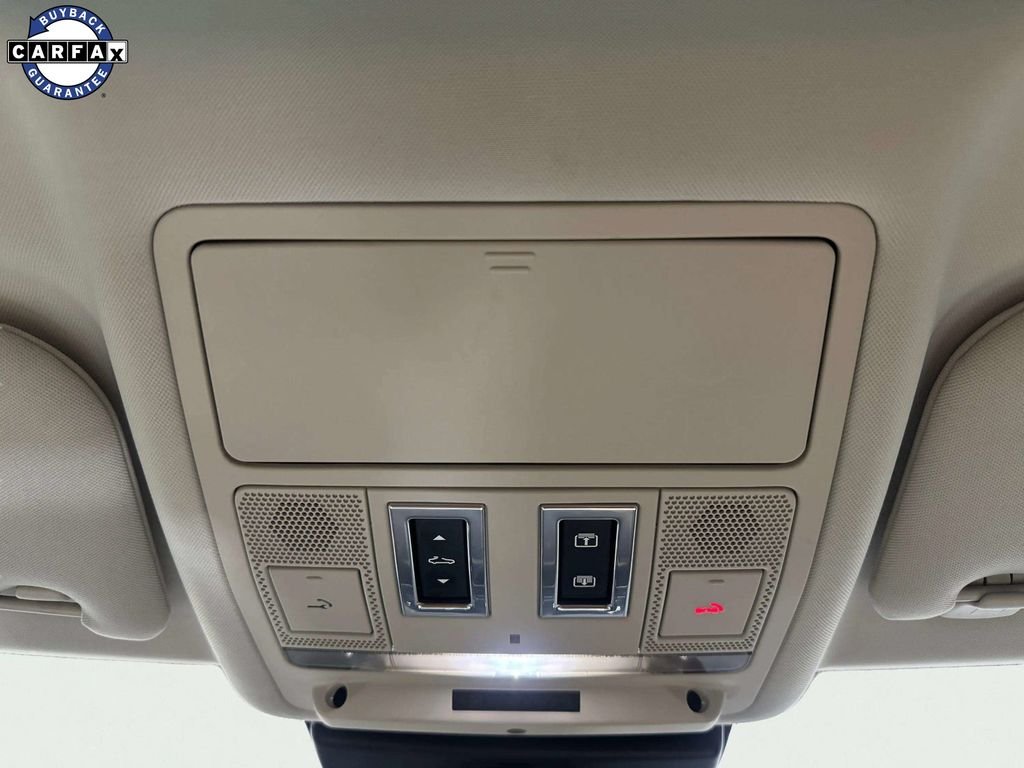 Used 2019  Jaguar 25t Prestige image 22