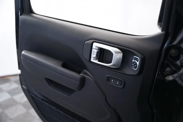 New 2026 Black Clear-Coat Exterior Paint Jeep Sport S image 23
