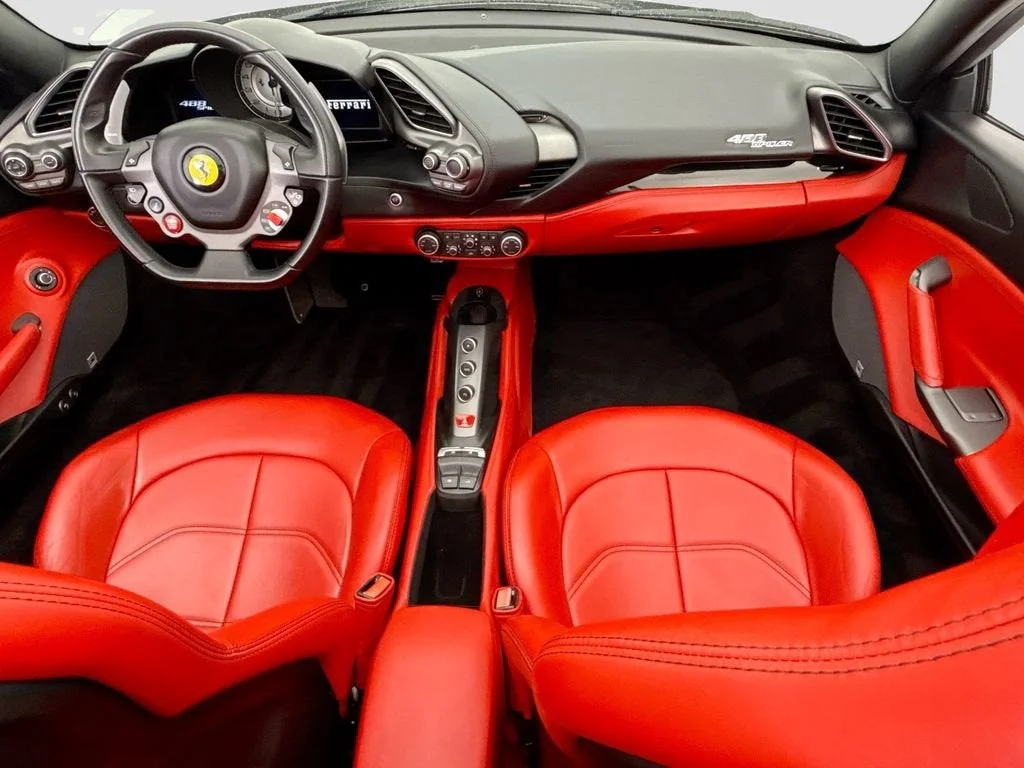 Used 2018 Argento Nurburgring Ferrari  image 24