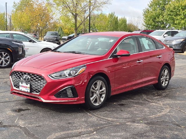 Used 2019 Red Hyundai SEL image 3