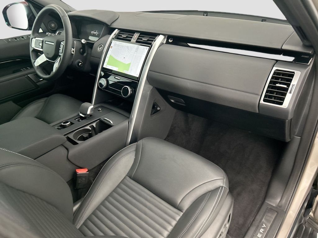 2025 Land Rover Discovery S - Photo 16