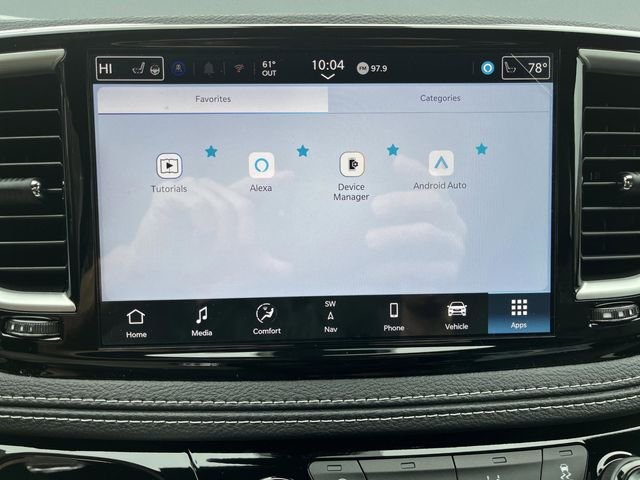 New 2026 Diamond Black Crystal Pearl-Coat Exterior Paint Chrysler Select image 21