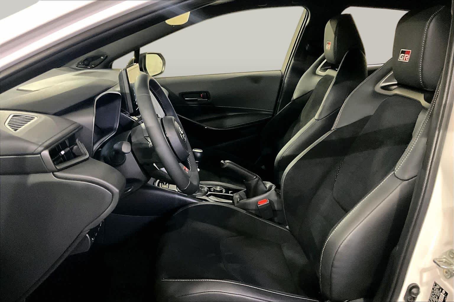 Used 2025 Ice Cap Toyota Premium image 16