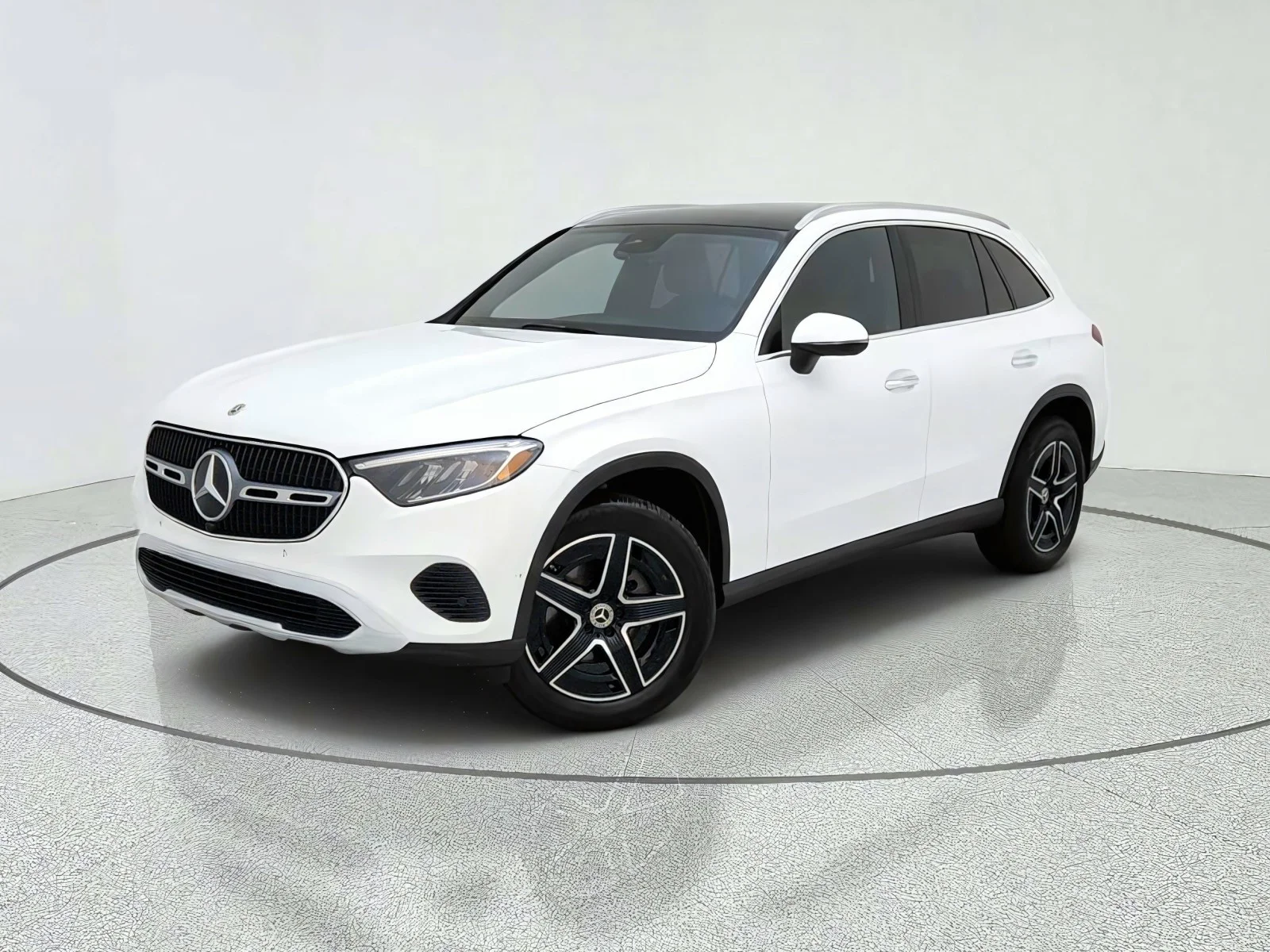 2026 Mercedes-Benz GLC