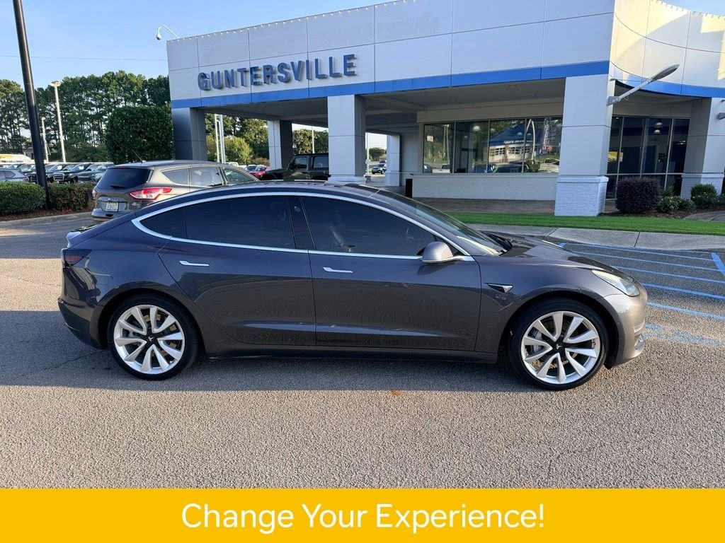 Used 2018  Tesla Long Range image 4