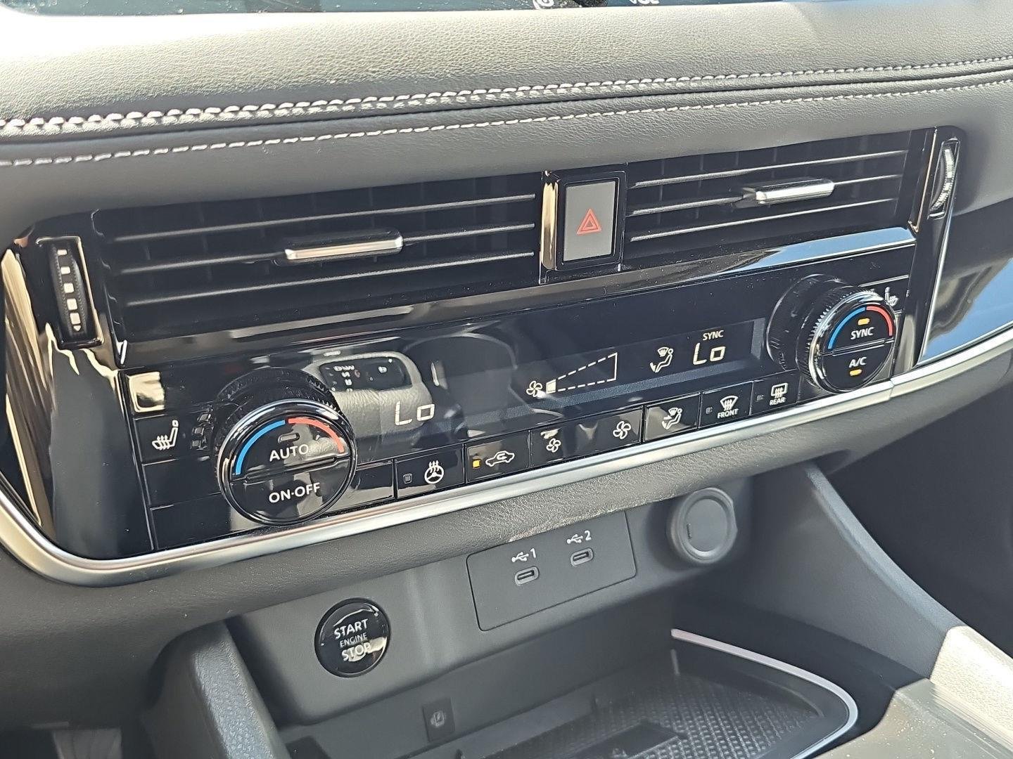 Used 2025 Gun Metallic Nissan SL image 14