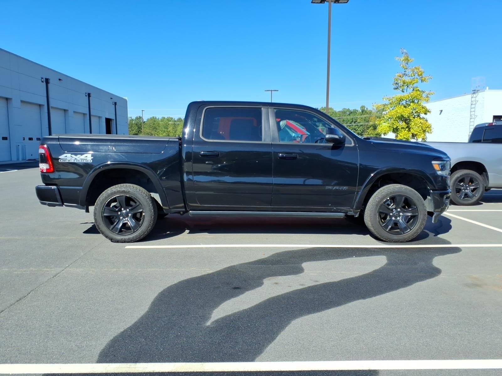 Used 2022 Diamond Black Crystal Pearlcoat Ram Laramie image 8