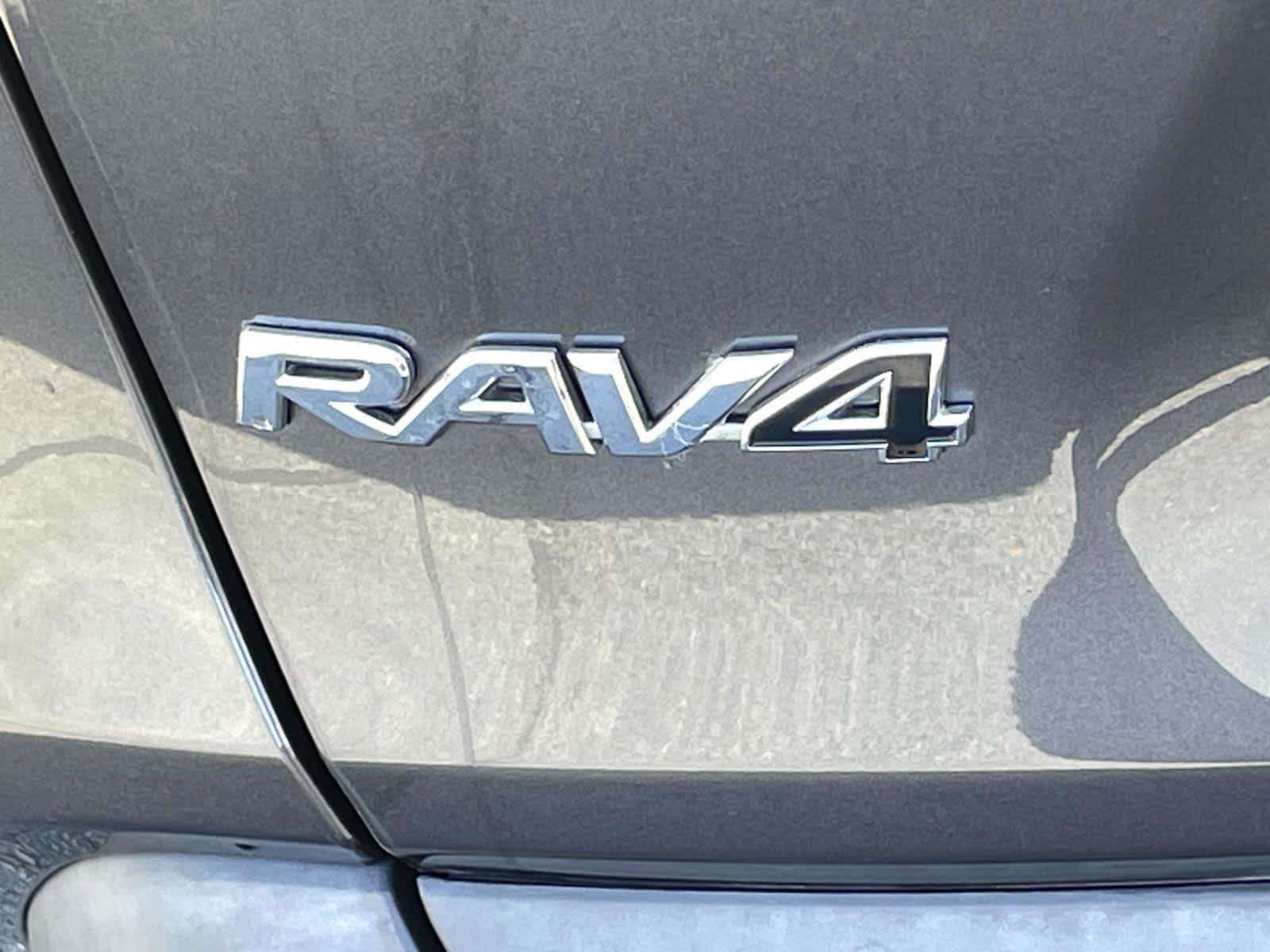 Used 2021 Magnetic Gray Metallic Toyota LE image 19