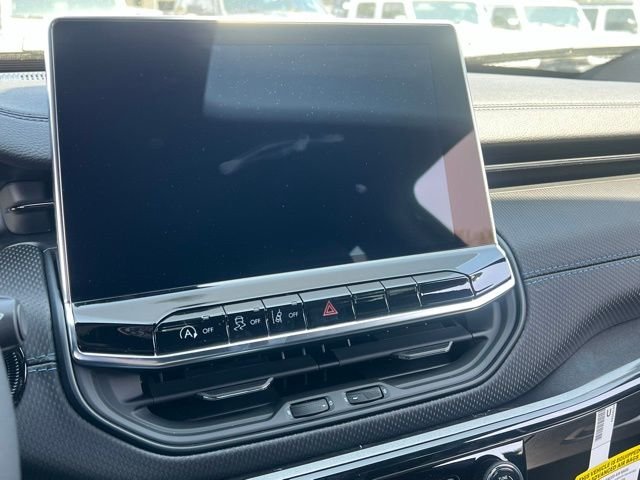 2025 Jeep Compass Latitude - Photo 26