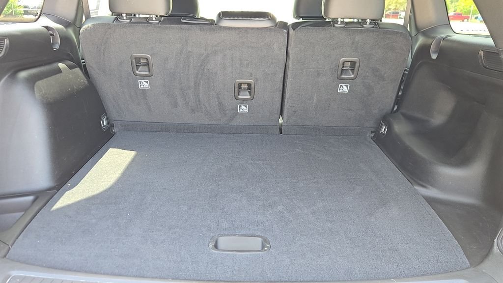 Used 2023 White Jeep Altitude X image 30