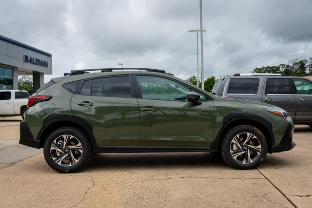 New 2026 Alpine Green Subaru Premium image 19