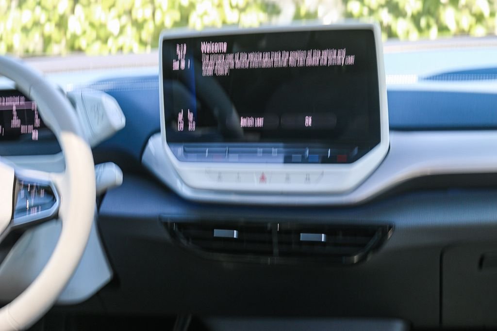 2023 Volkswagen ID.4 S - Photo 14