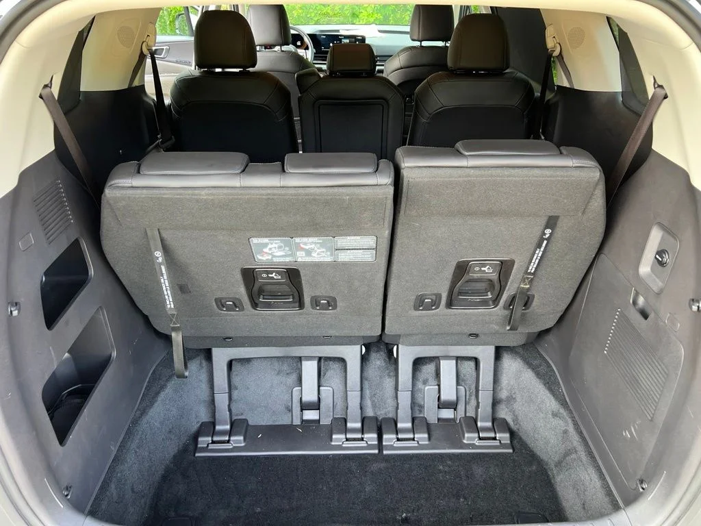 Used 2026 White Kia EX image 39
