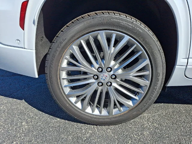 New 2027 Iridescent White Tricoat Buick Avenir image 8