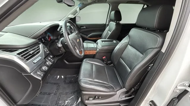Used 2019 SUMMIT WHITE Chevrolet Premier image 18