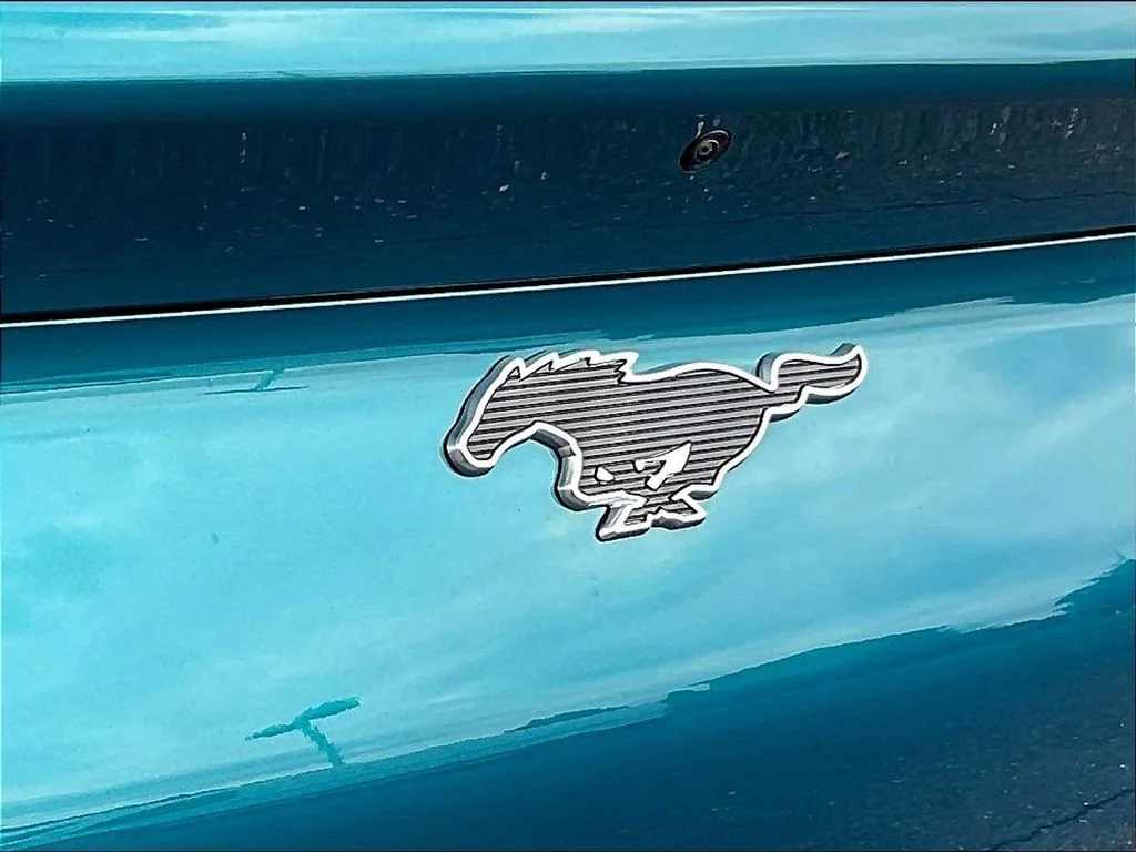 New 2026 Adriatic Blue Metallic Ford Premium image 9
