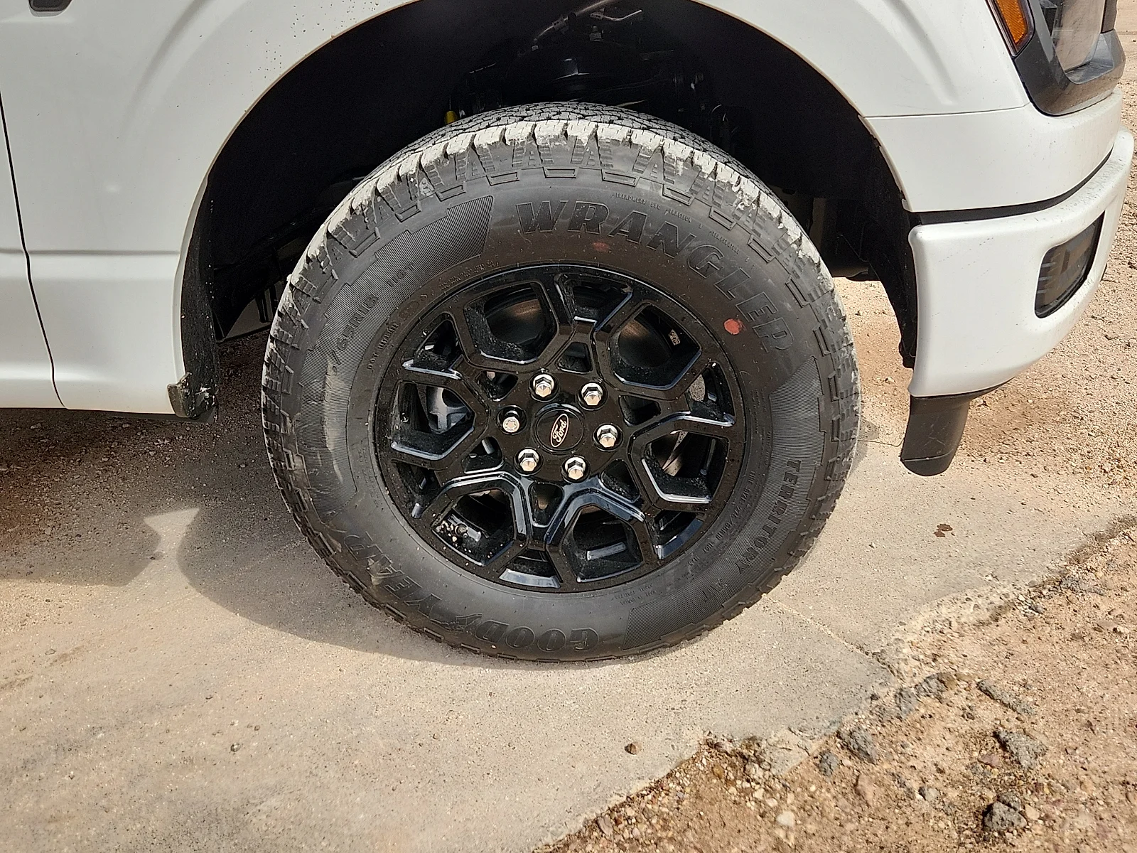 New 2026 Oxford White Ford STX image 9