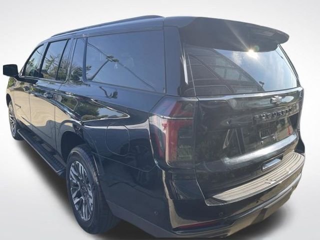 Used 2025 Black Chevrolet Z71 image 6