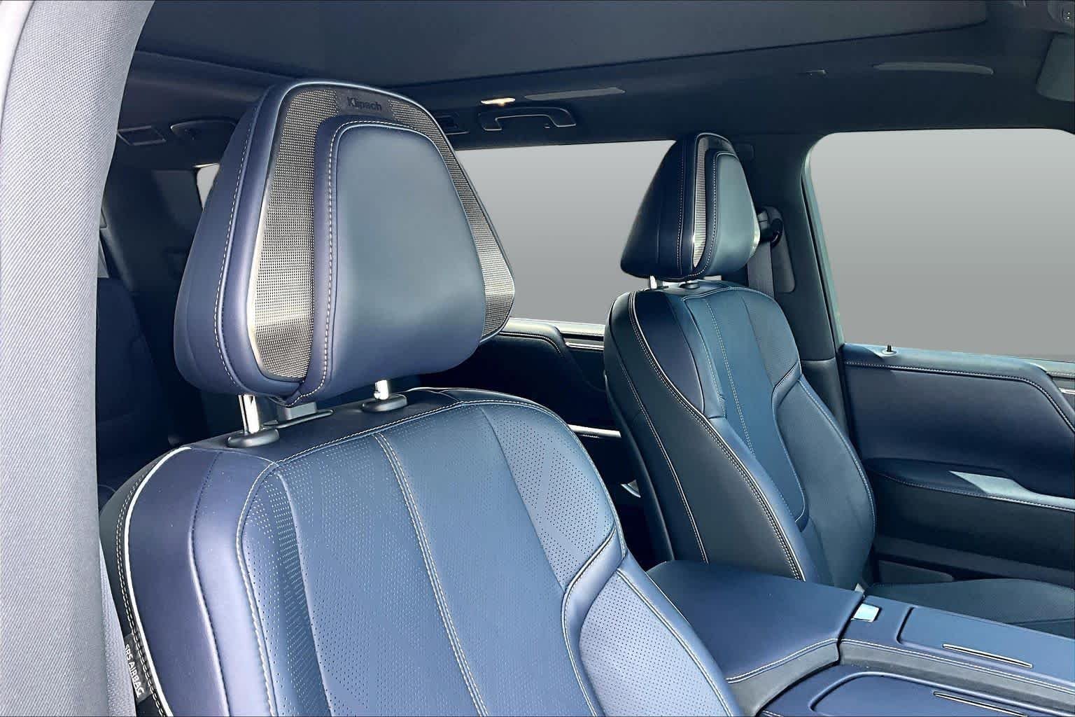 Used 2026 Radiant White/Black Obsidian INFINITI SPORT image 8