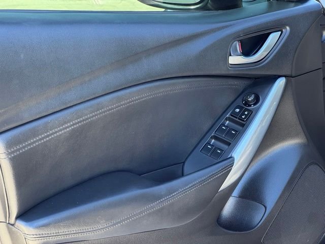 Used 2015 Jet Black Mazda i Touring image 9