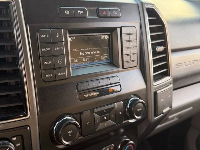 Used 2019 Oxford White Ford XLT image 19