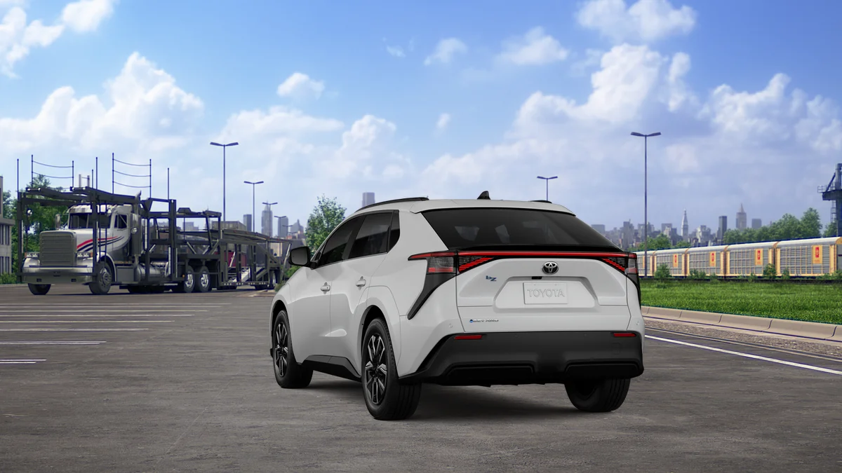 New 2026 Wind Chill Pearl Toyota XLE image 20