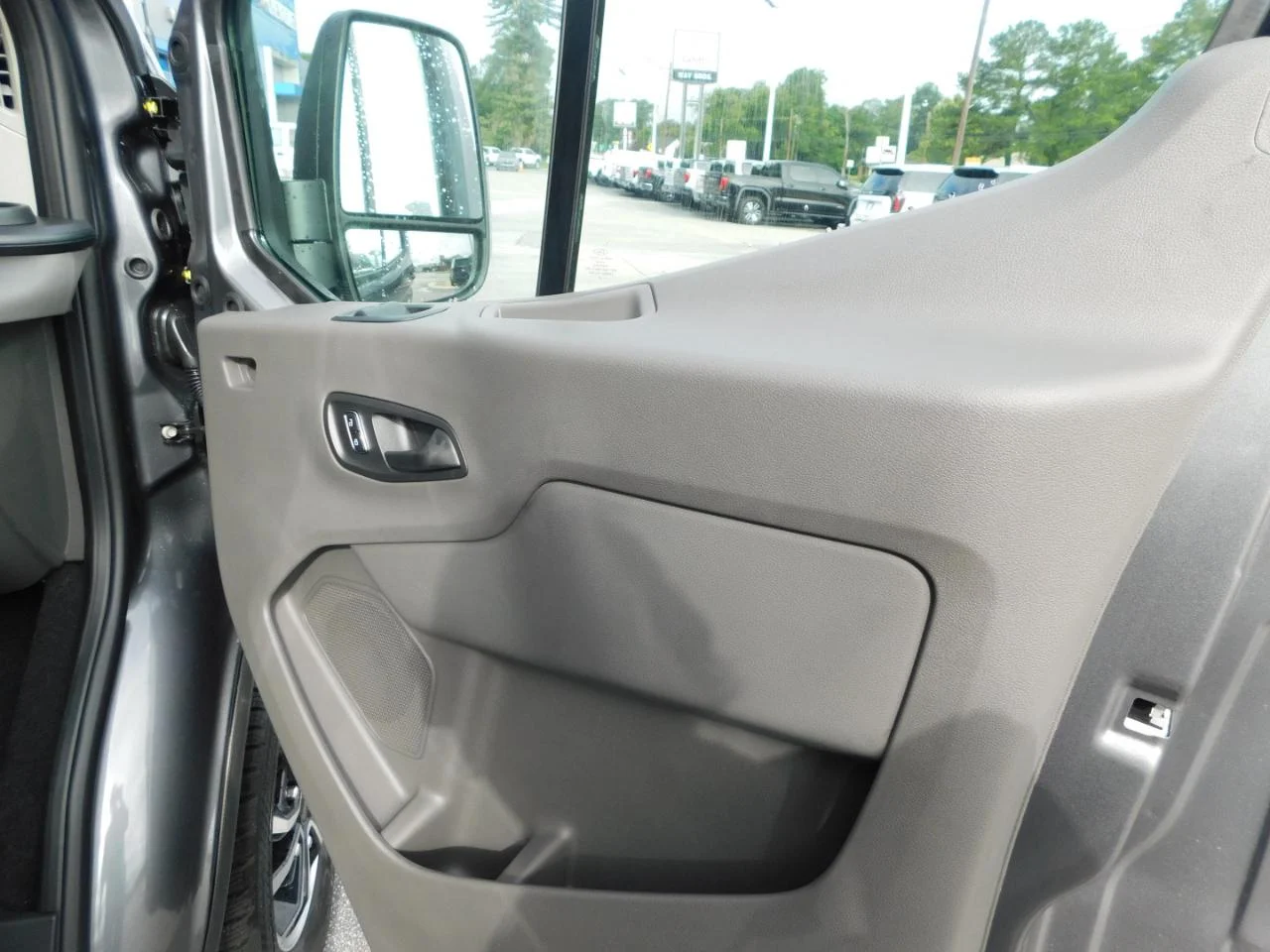 New 2026 Carbonized Gray Metallic Ford Passenger Van XLT image 15