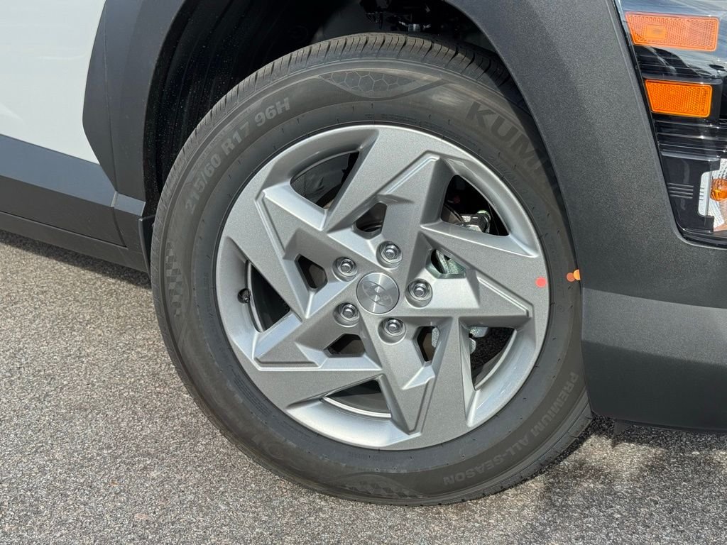 Used 2026 Gray Hyundai SE image 4