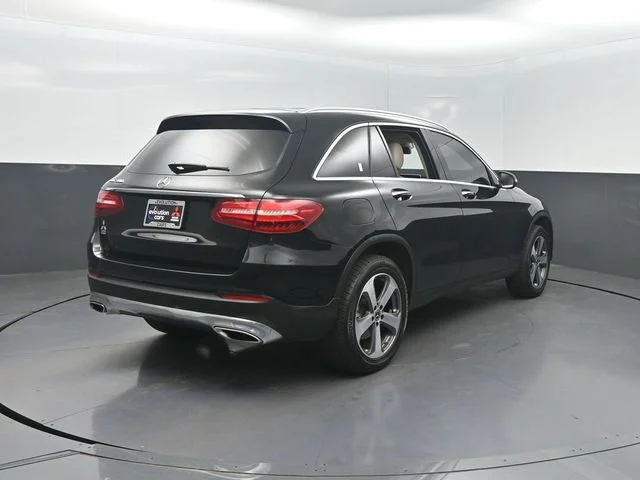 Used 2019 Black Mercedes-Benz GLC 300 image 27
