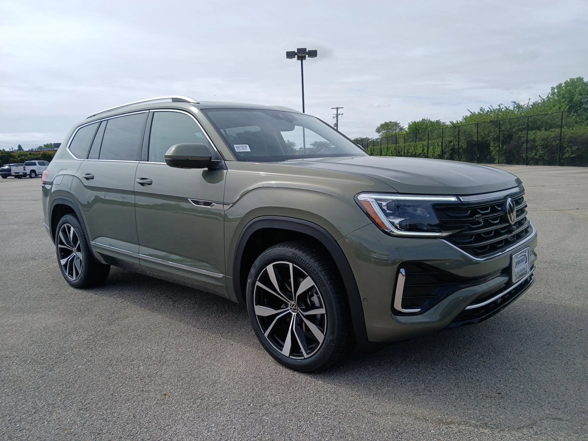 New 2026 Avocado Green Pearl Volkswagen 2.0T SEL Premium R-Line image 2