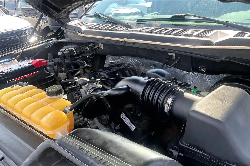 Used 2015 Black Ford XL image 32