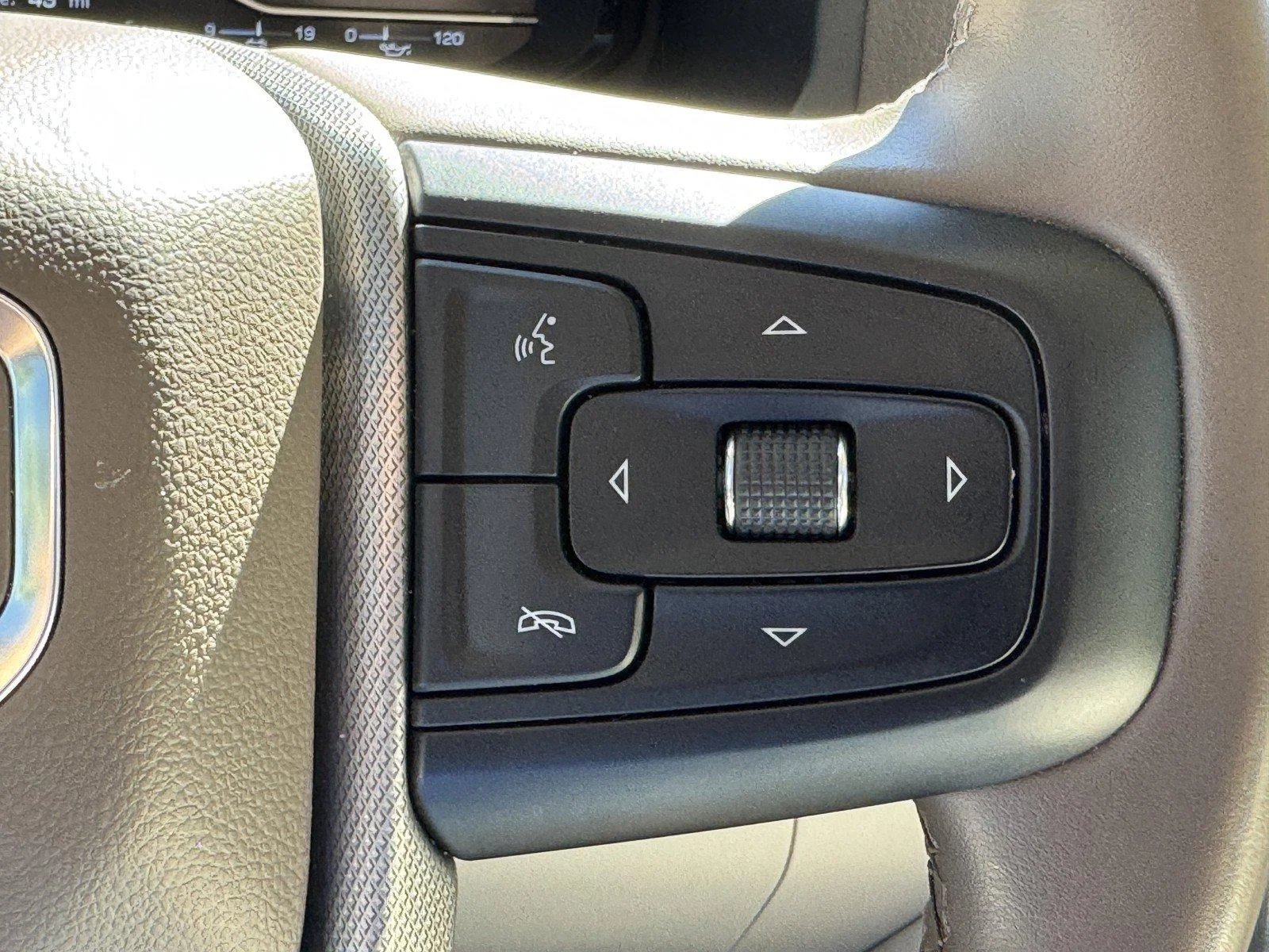 Used 2024 Midnight Blue Metallic GMC Denali image 23