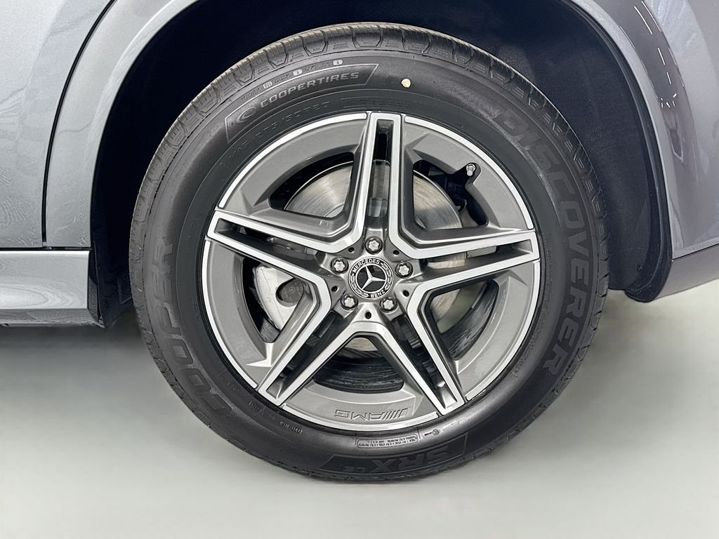 Used 2025 Gray Mercedes-Benz GLE 350 image 33
